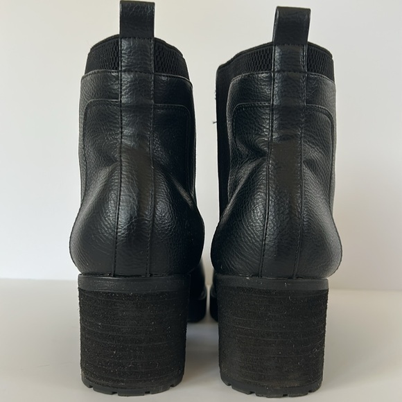 EUC - Mia Colten Heeled Ankle Bootie - Black - Picture 9 of 16